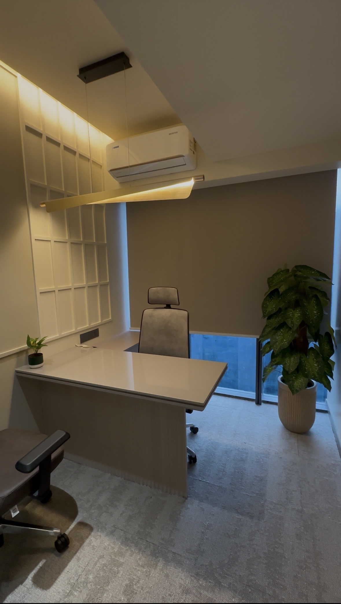 New office workstations